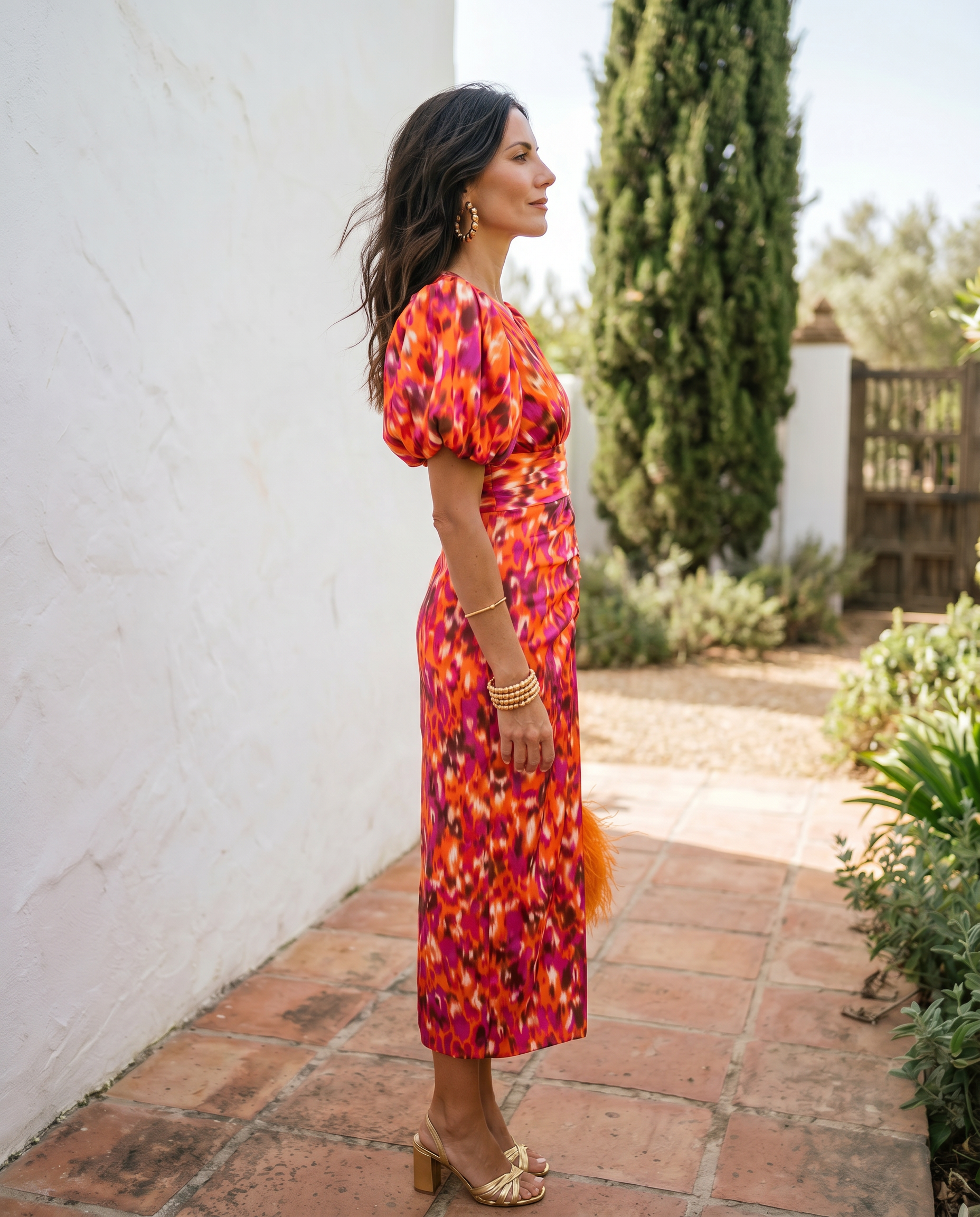 Vestido Sofia — Éloren Lisboa · Detalhe estampado e corte entalhado